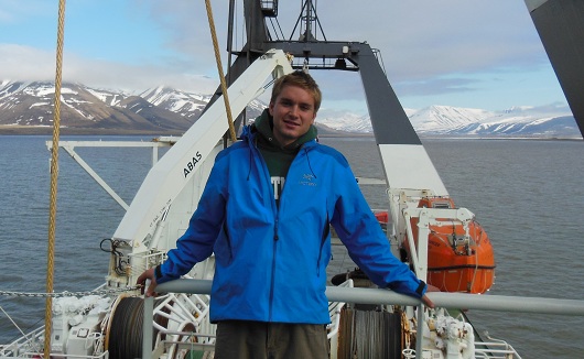 530x326 Andrew