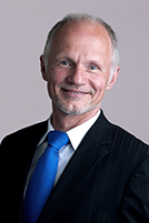 04b bild rainer baake hires-133x200px