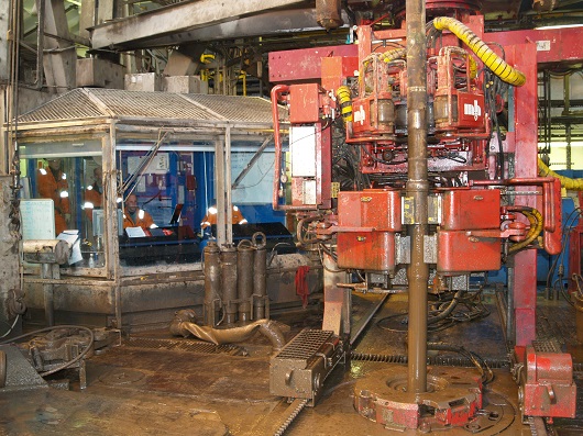 530x397 Drill floor