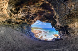 250x166 Blombos