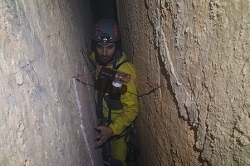 250x166 Pic2 cave