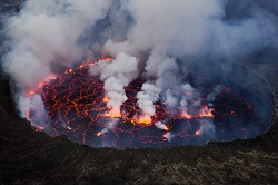 250x166 Lava Lake Nyiragongo 2